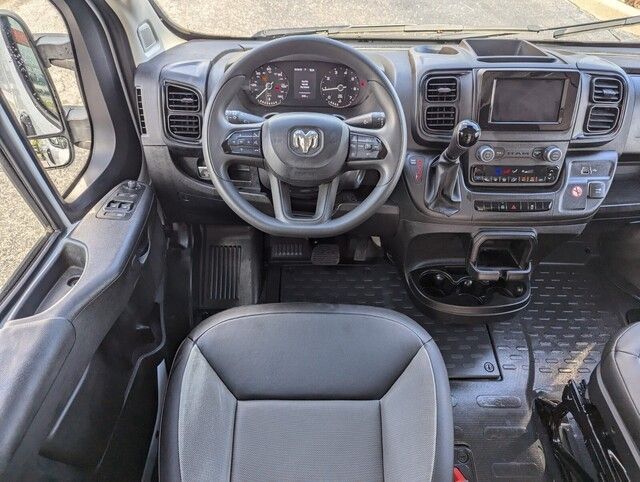 2025 Ram 3500 Tradesman photo 11