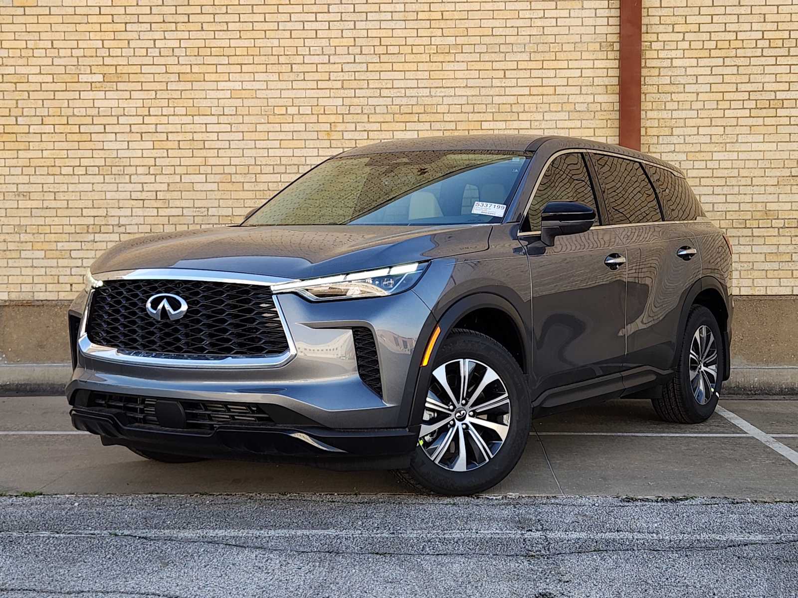 2025 INFINITI QX60 PURE