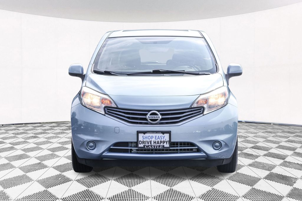 2014 Nissan Versa Note SV photo 4