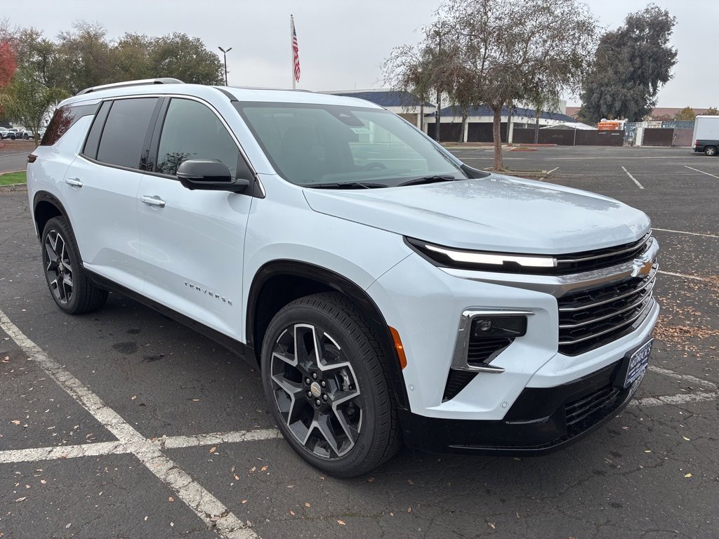 2026 Chevrolet Traverse High Country's photo