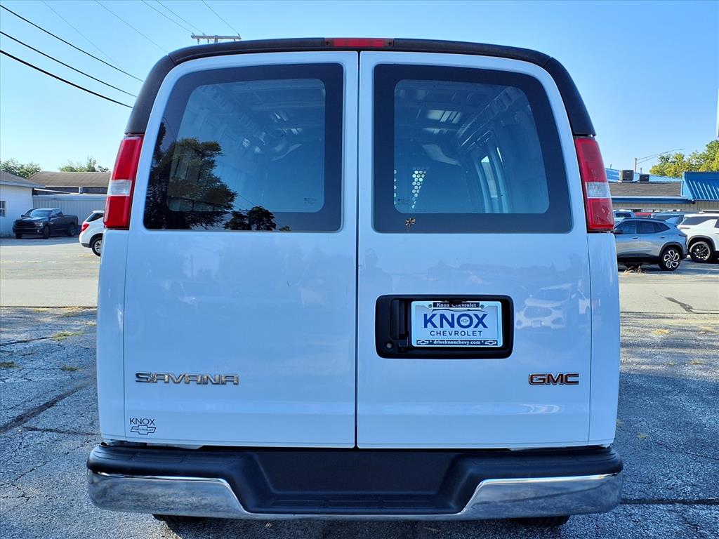 2022 Gmc Savana Cargo 2500 photo 9