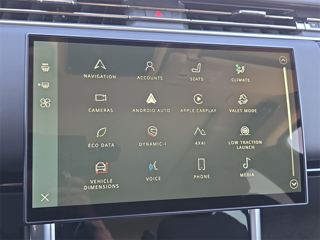 2025 Land Rover Range Rover SE photo 19