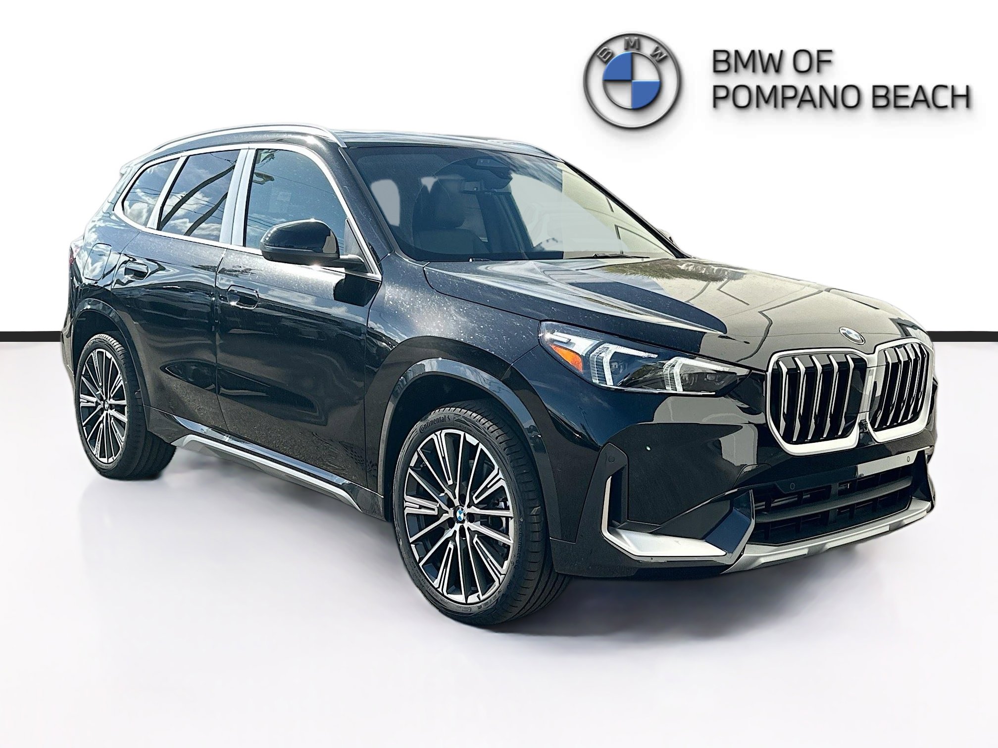 2026 BMW X1 28i's photo