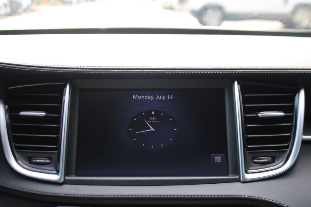 2022 Infiniti QX50 Luxe AWD photo 20