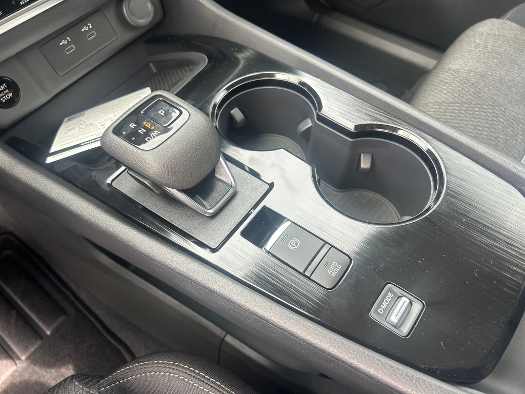 2026 Nissan Rogue SV photo 34