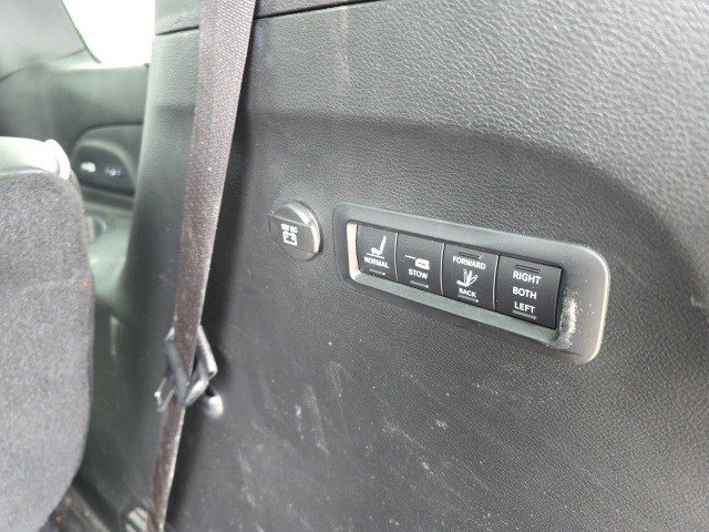 2021 Chrysler Pacifica Limited photo 11