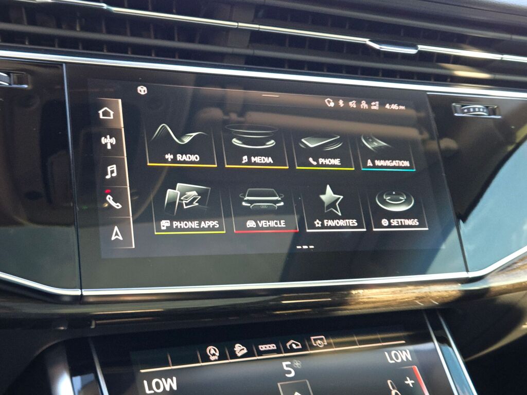 2022 Audi Q7 55 Premium Plus photo 29