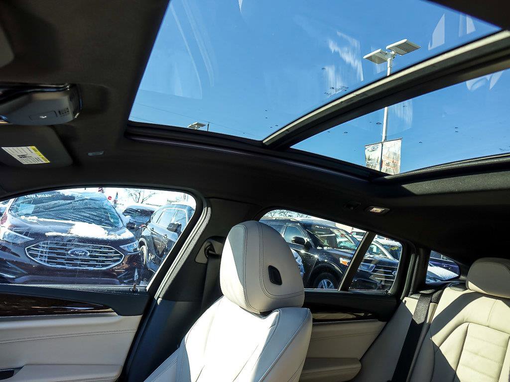 2019 BMW X4 - Image 12