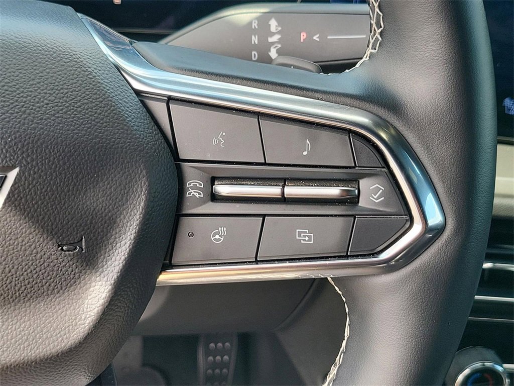 2025 Chevrolet Traverse photo 35