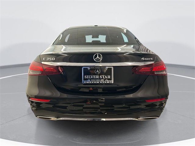 2022 Mercedes Benz E 350 4MATIC photo 3