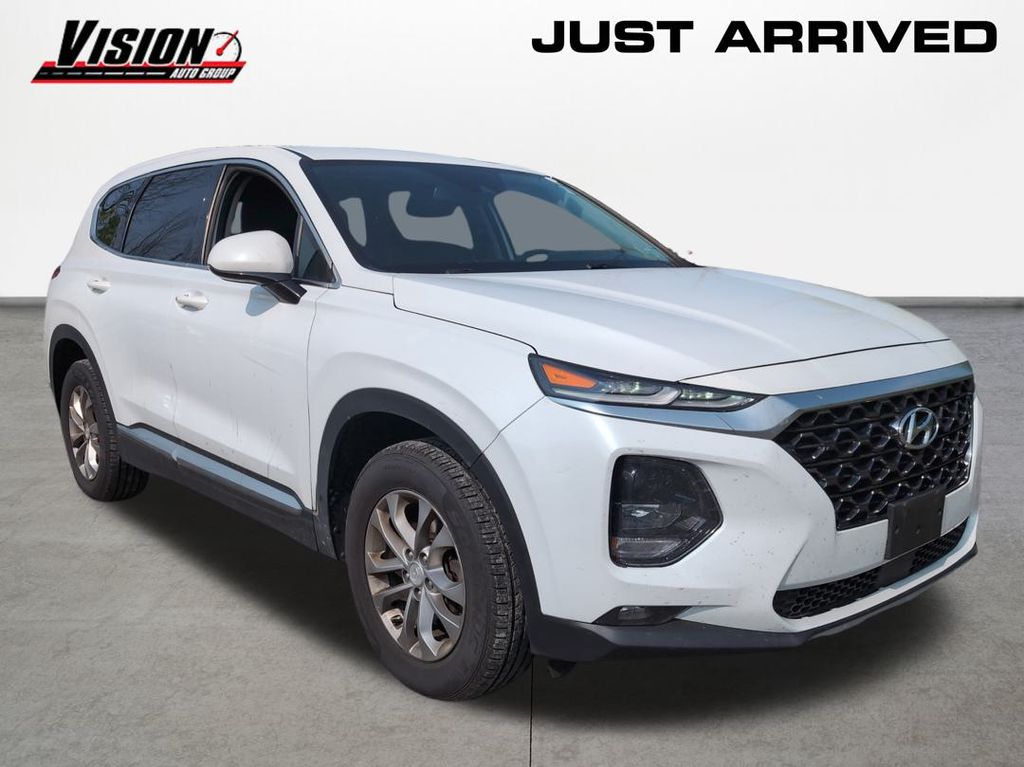 2020 Hyundai Santa Fe SEL photo 3