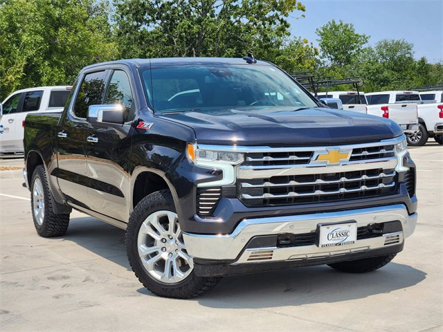2024 Chevrolet Silverado LTZ's photo