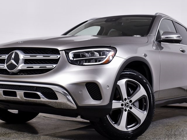 2022 Mercedes Benz GLC 300 photo 2