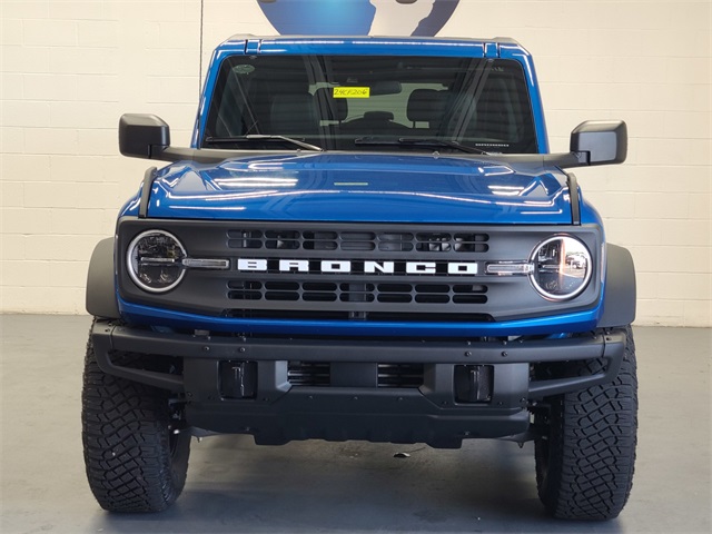2024 Ford Bronco Black Diamond photo 8