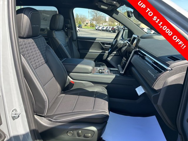 2025 Gmc Sierra EV Denali photo 4