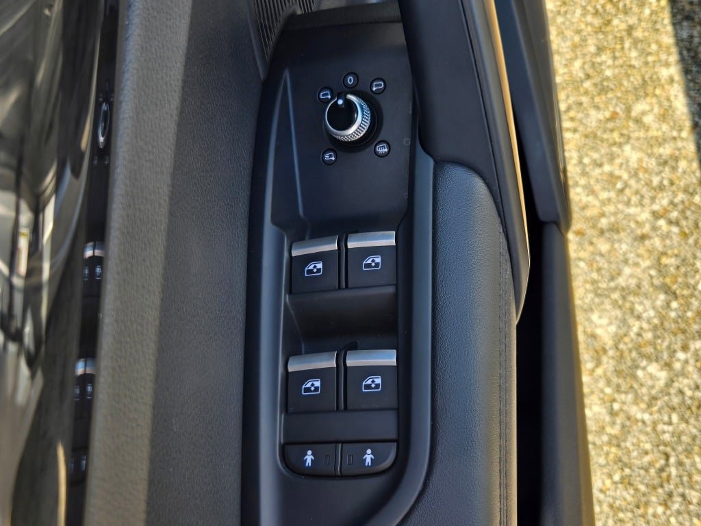 2020 Audi Q5 45 Premium Plus photo 24