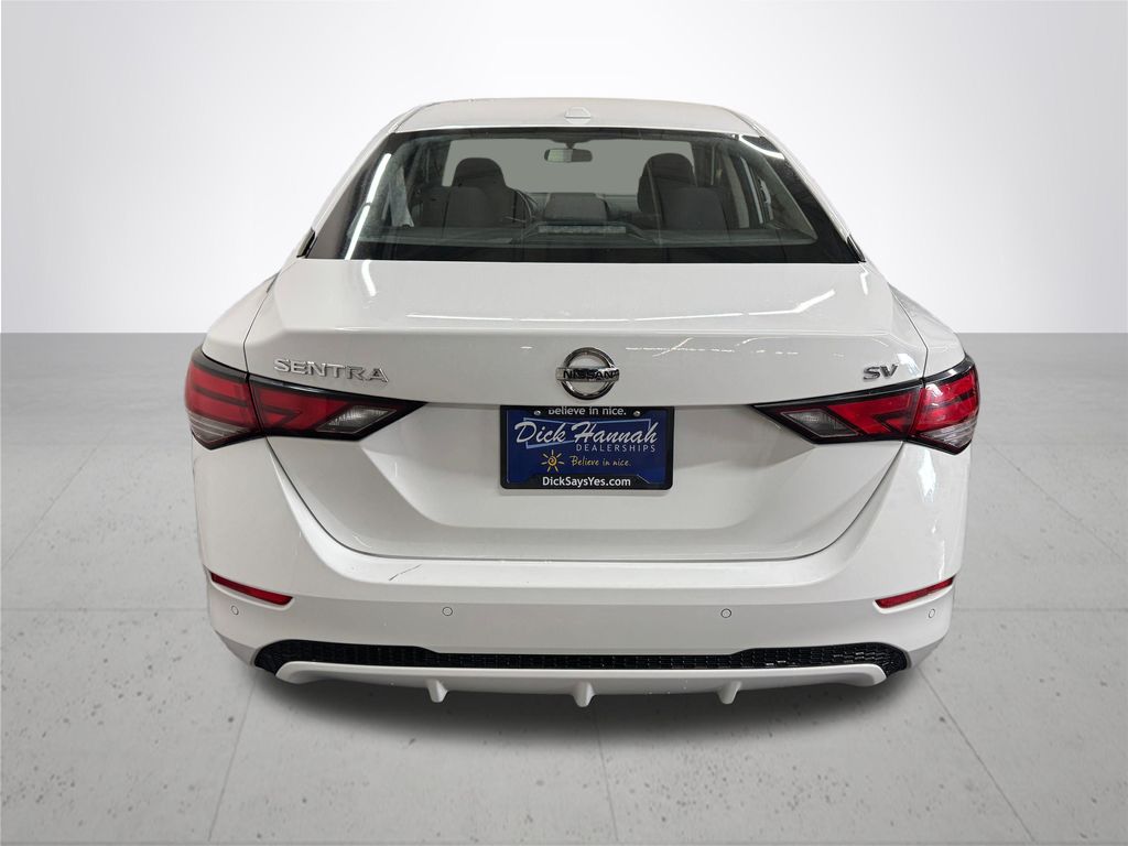 2022 Nissan Sentra SV photo 5
