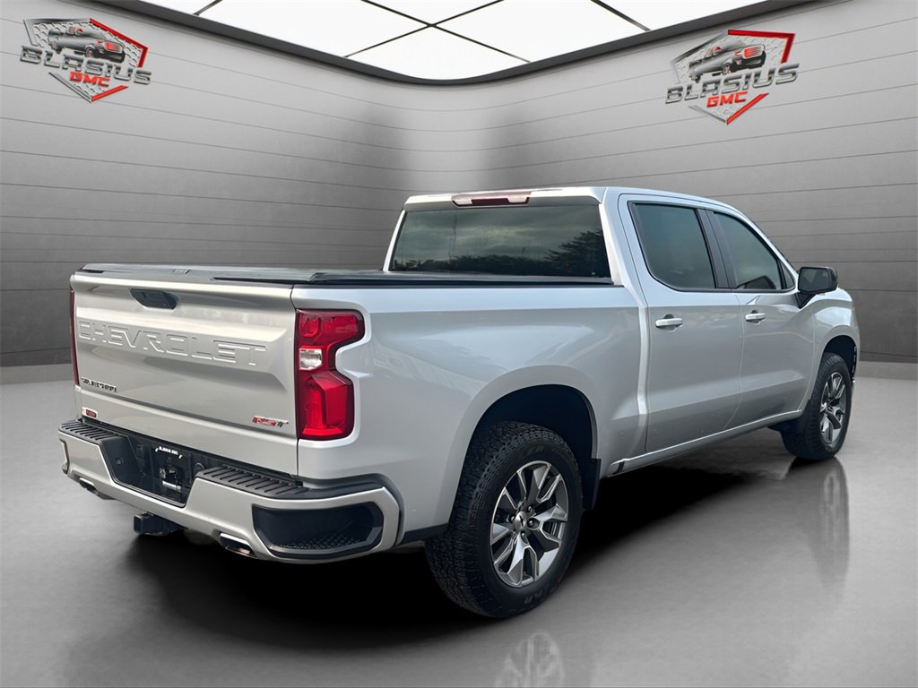2021 Chevrolet Silverado RST photo 5