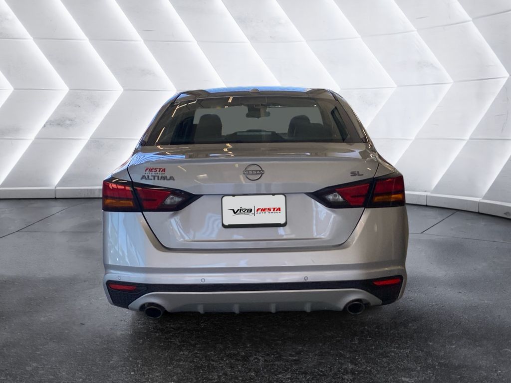 2024 Nissan Altima 2.5 SL photo 5
