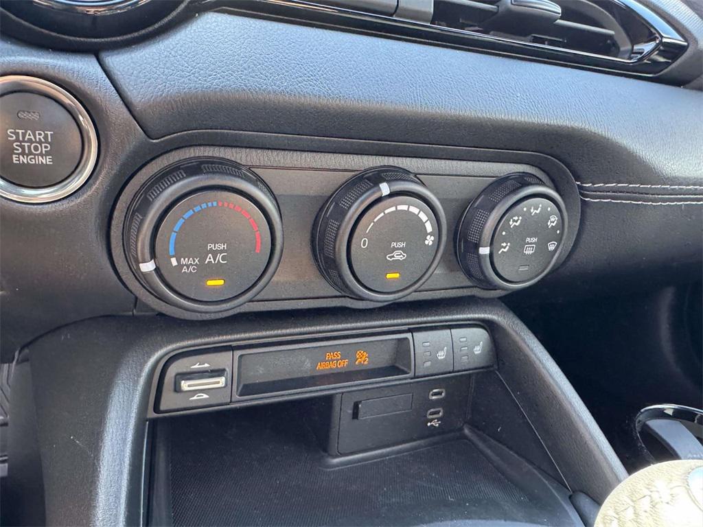 2024 Mazda MX-5 Miata Miata RF photo 27