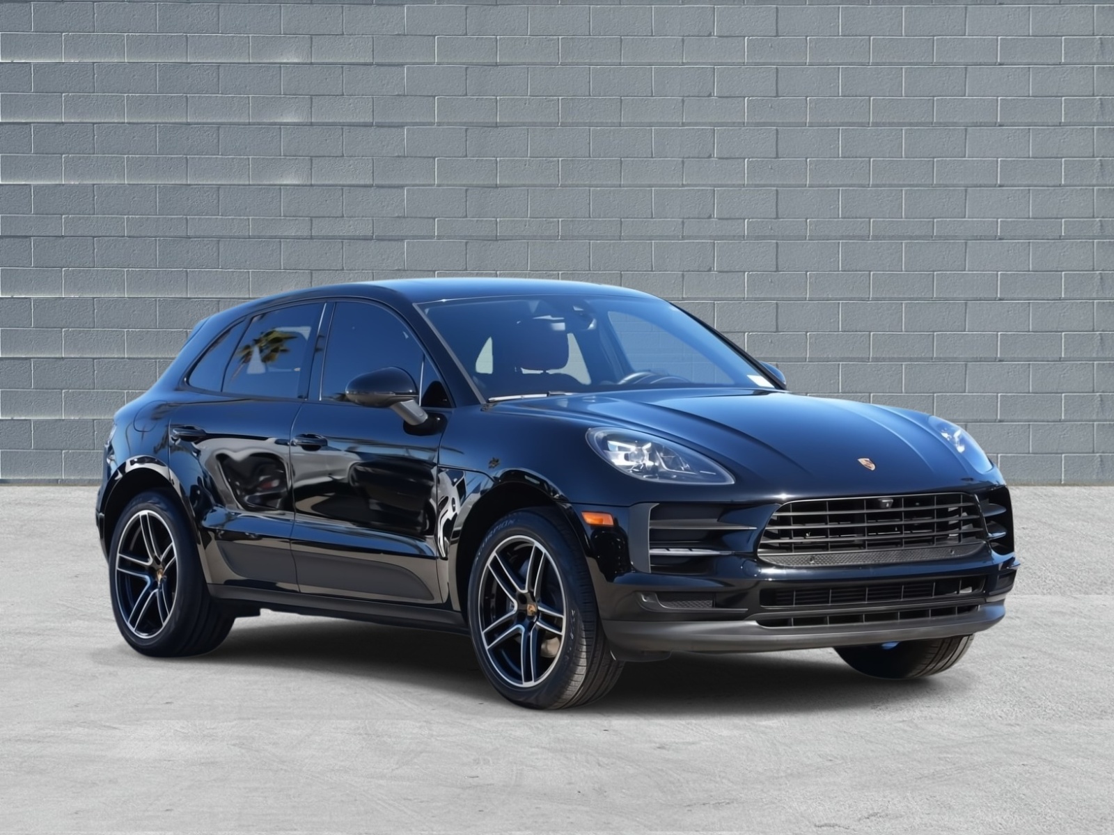 2021 Porsche Macan Base's photo