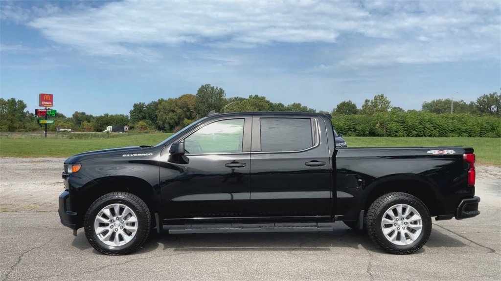 2021 Chevrolet Silverado 1500 Custom photo 5