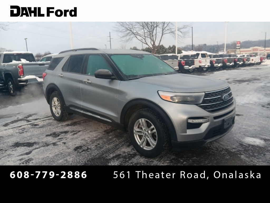 2023 Ford Explorer XLT's photo