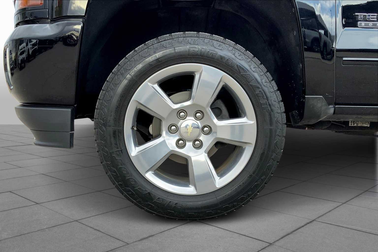 2018 Chevrolet Silverado 1500 LT photo 9