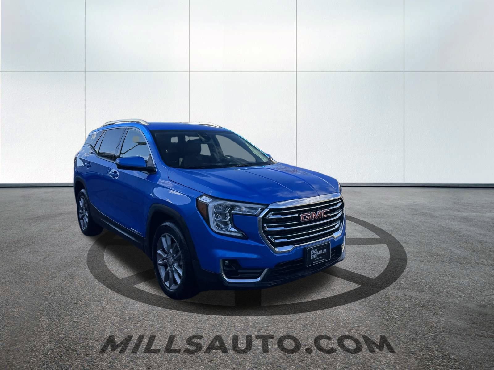 2024 Gmc Terrain SLT photo 2