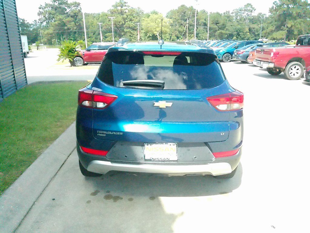 2021 Chevrolet Trailblazer LT photo 3