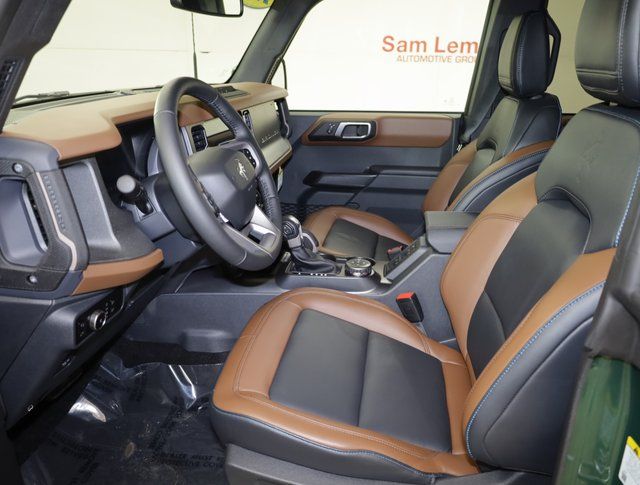 2024 Ford Bronco Outer Banks photo 4