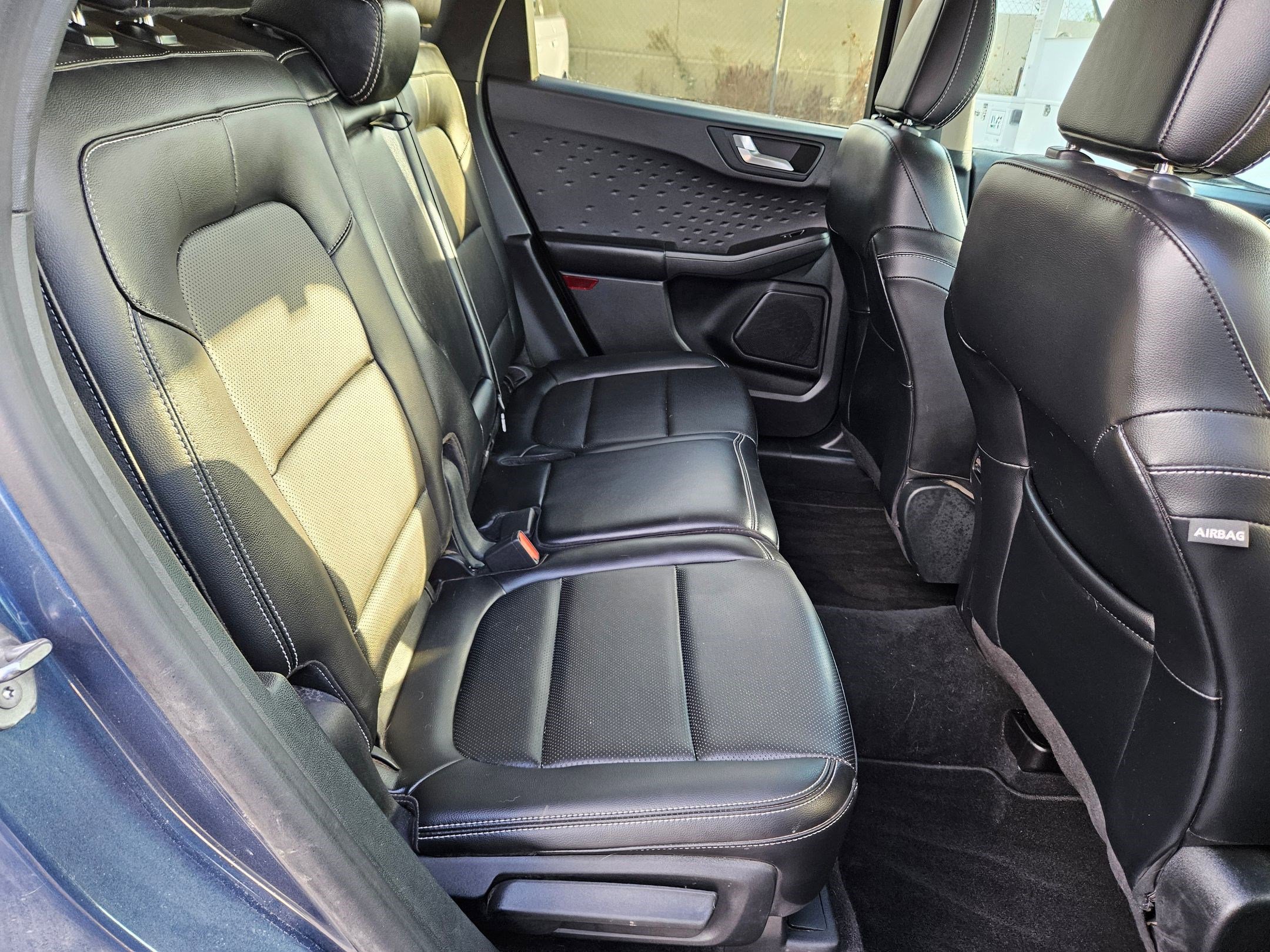 2020 Ford Escape SEL photo 29