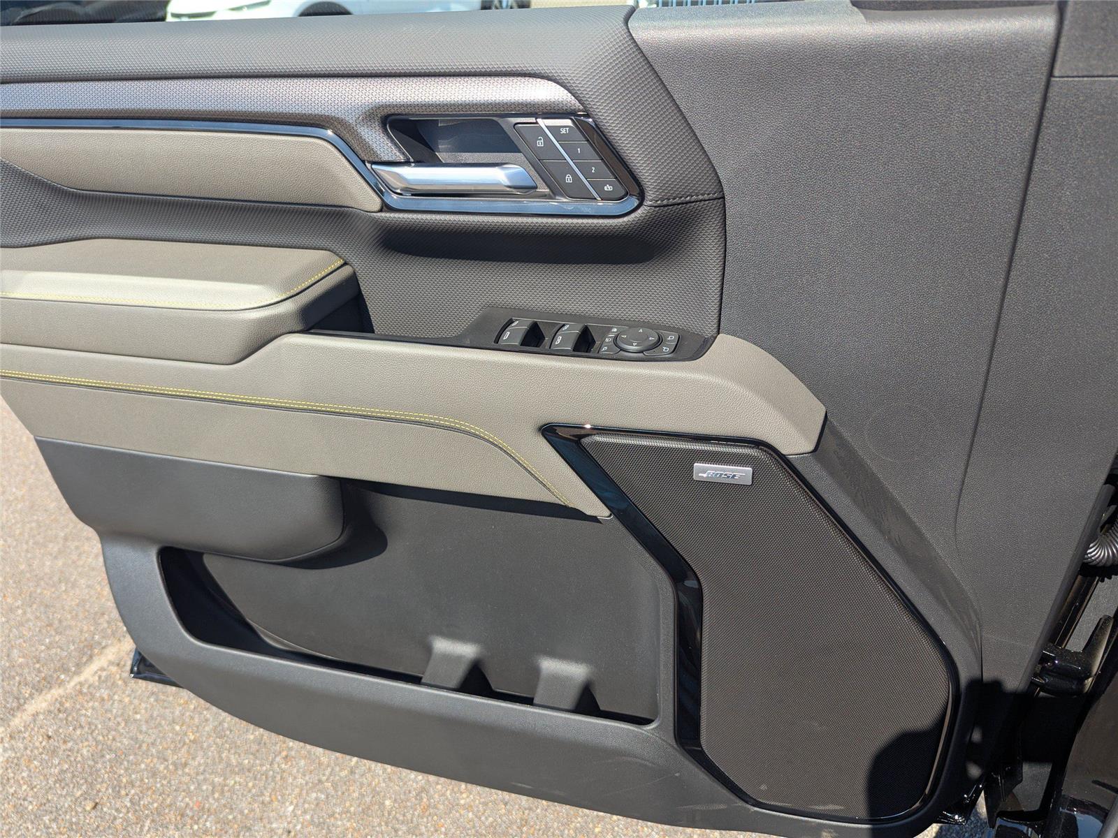 2026 Chevrolet Silverado 2500HD ZR2 photo 16