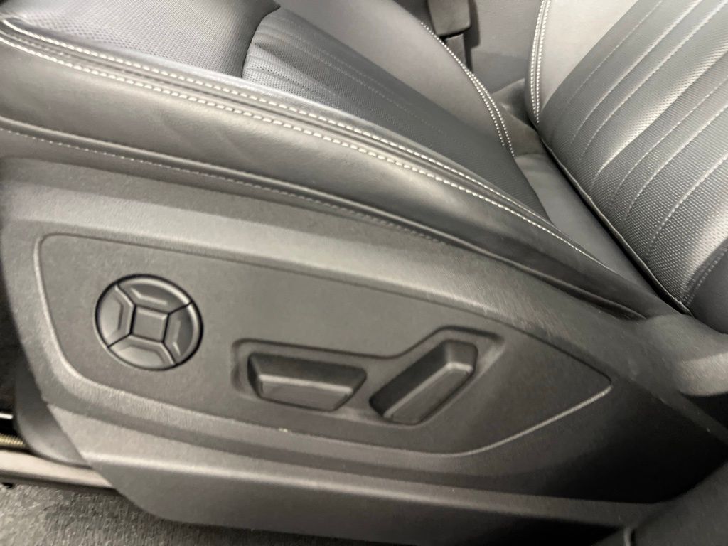 2024 Audi Q8 E-tron Premium Plus photo 22