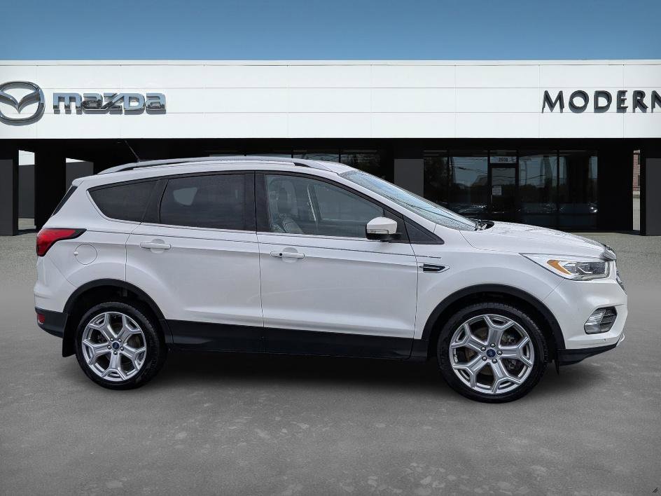 2019 Ford Escape Titanium photo 6
