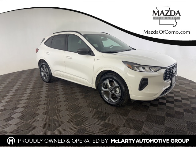 2024 Ford Escape ST-Line's photo