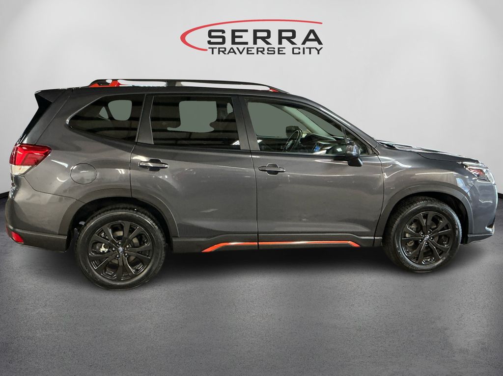2022 Subaru Forester Sport photo 4