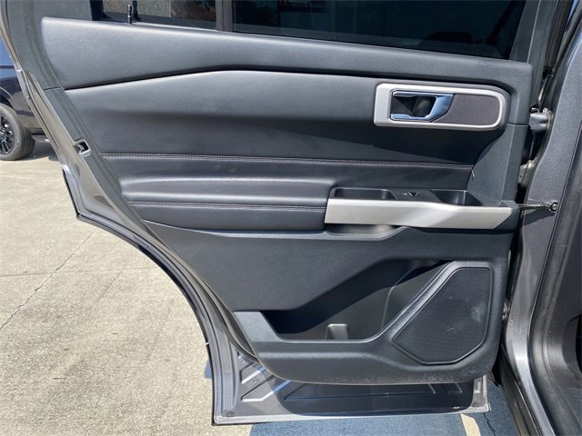 2022 Ford Explorer XLT photo 31