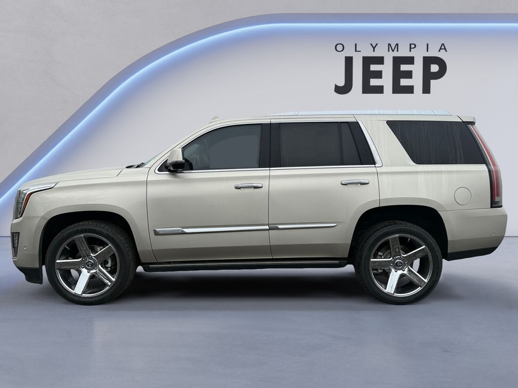 2017 Cadillac Escalade Premium Luxury photo 2