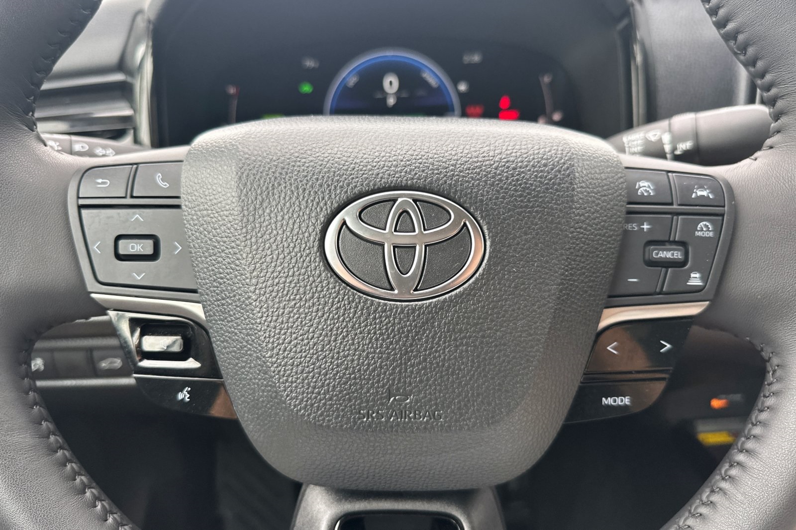 2025 Toyota Camry LE photo 20