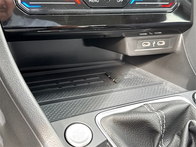 2025 Volkswagen Jetta 1.5T SE photo 33