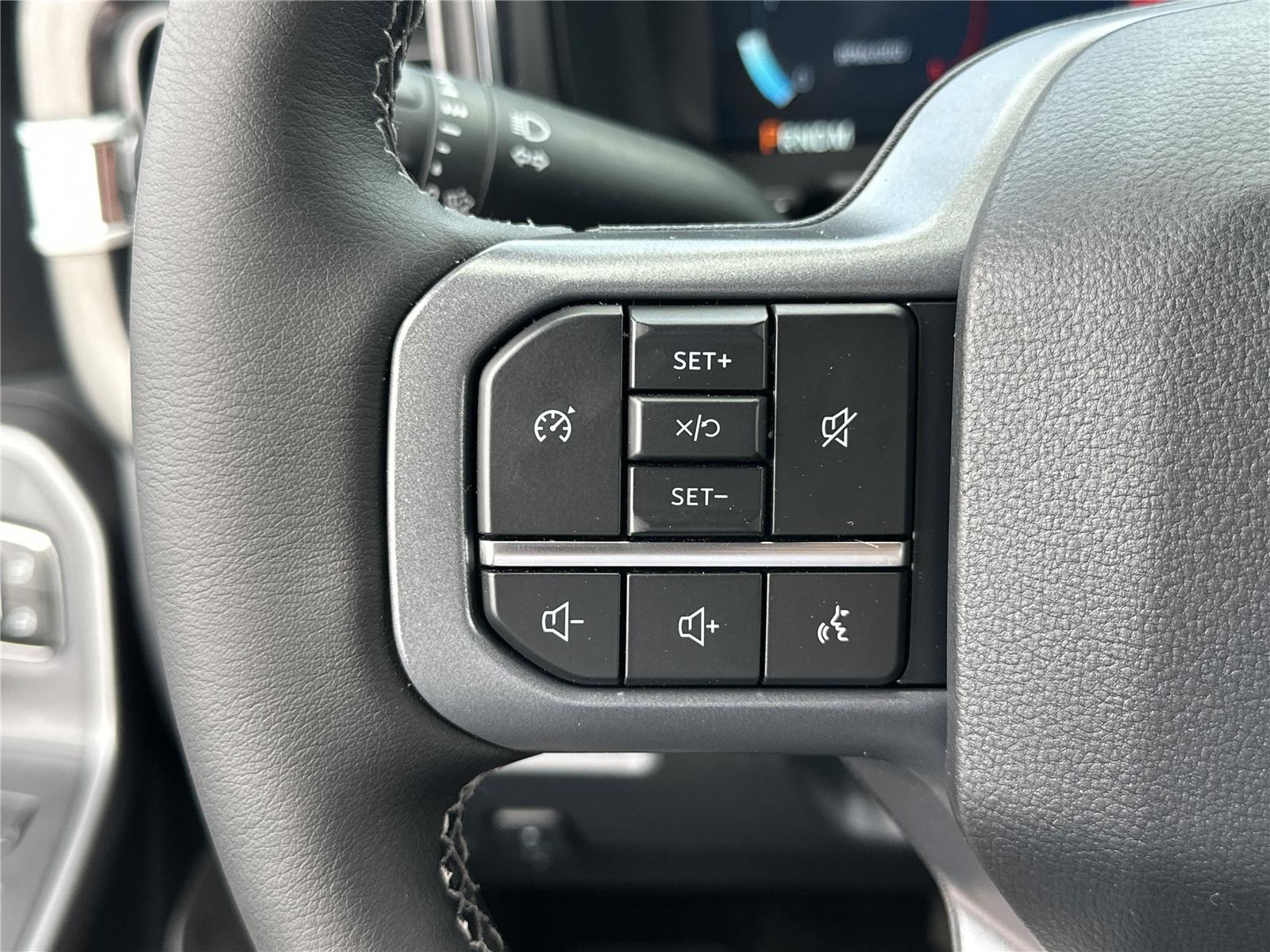 2025 Ford F-250 Lariat photo 17