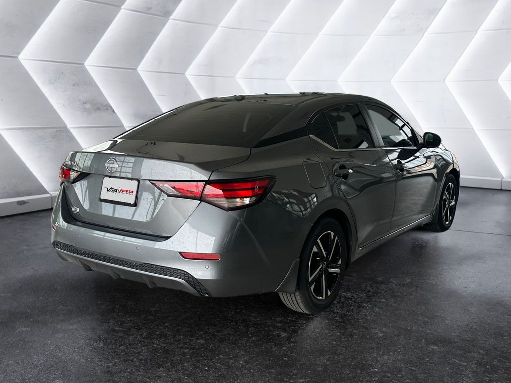 2025 Nissan Sentra SV photo 4