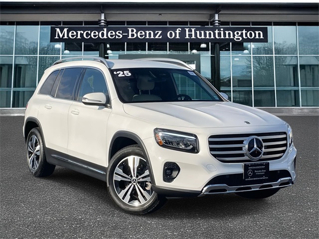 2025 Mercedes-Benz GLB Base's photo