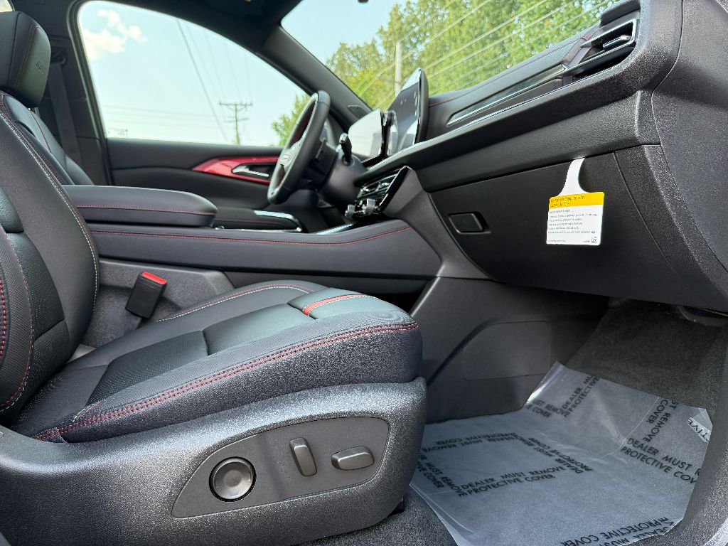 2026 Chevrolet Traverse RS photo 32