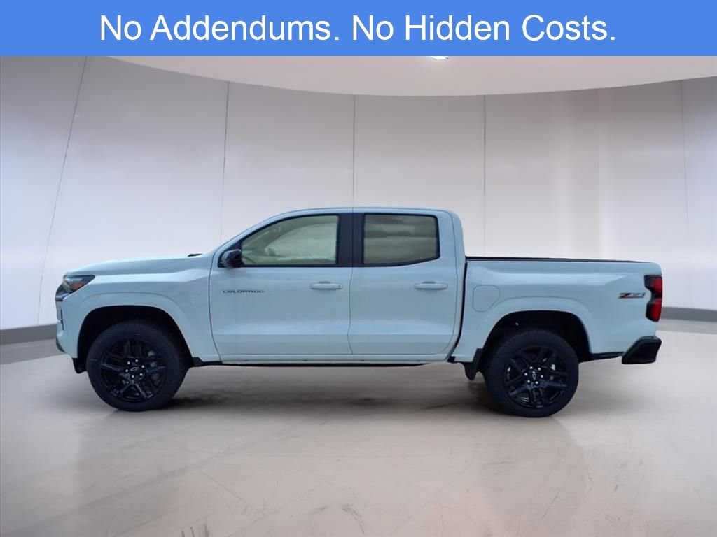2025 Chevrolet Colorado Z71 photo 2