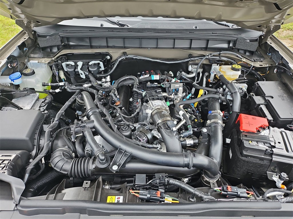 2025 Ford Bronco Outer Banks photo 20
