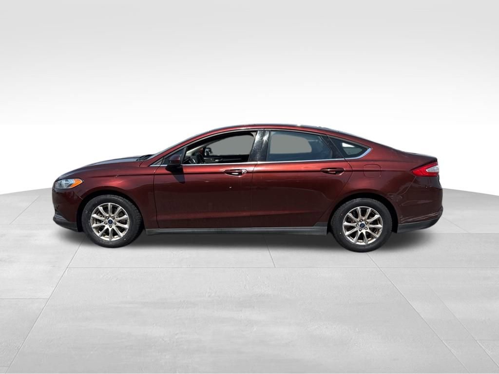2015 Ford Fusion S photo 4