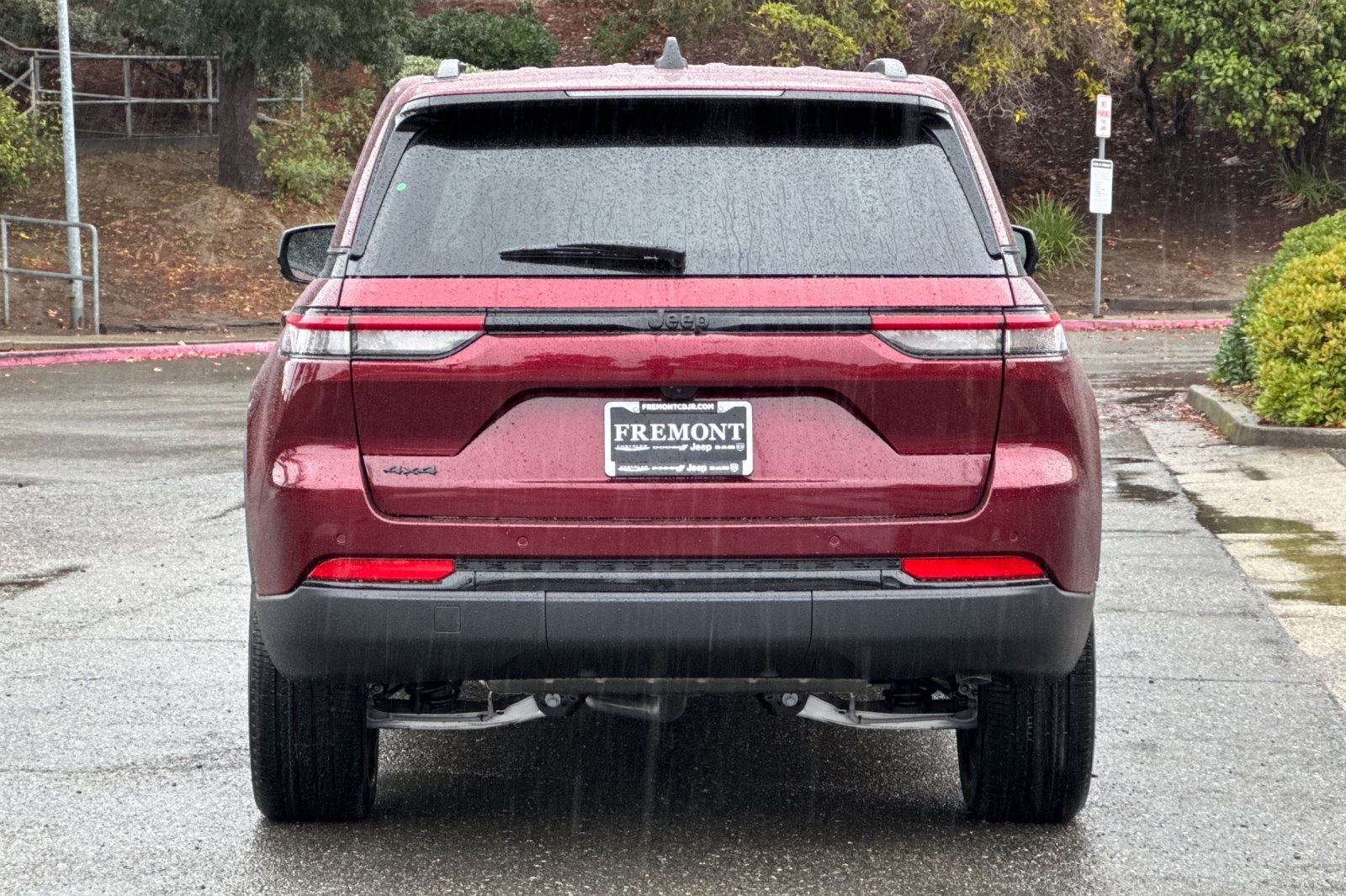 2025 Jeep Grand Cherokee Altitude photo 4