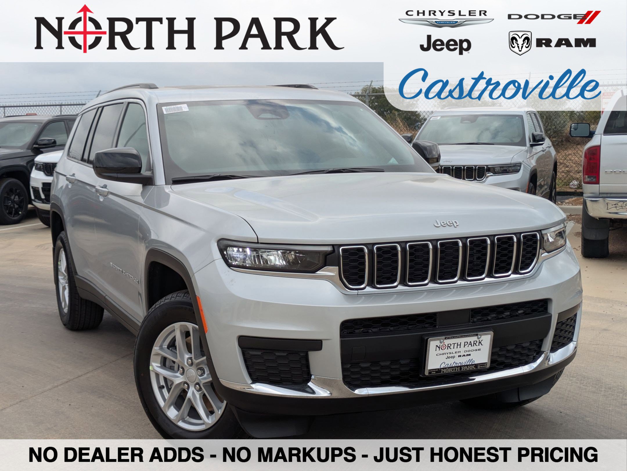 2025 Jeep Grand Cherokee L Laredo's photo